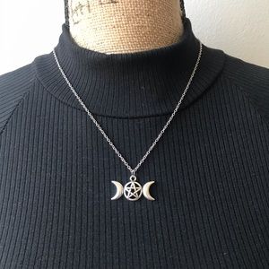 Mini Triple Moon Ncklace